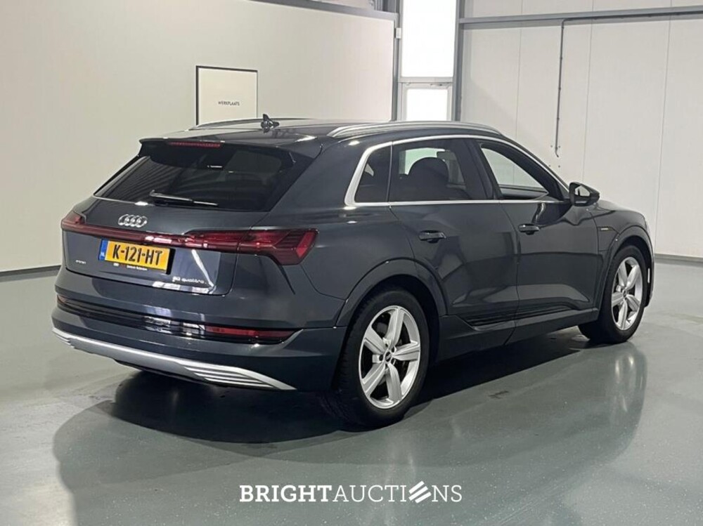 Audi e-tron 50 e-tron Launch edition Quattro 71 kWh 313pk 2020 (Origineel-NL), K-121-HT