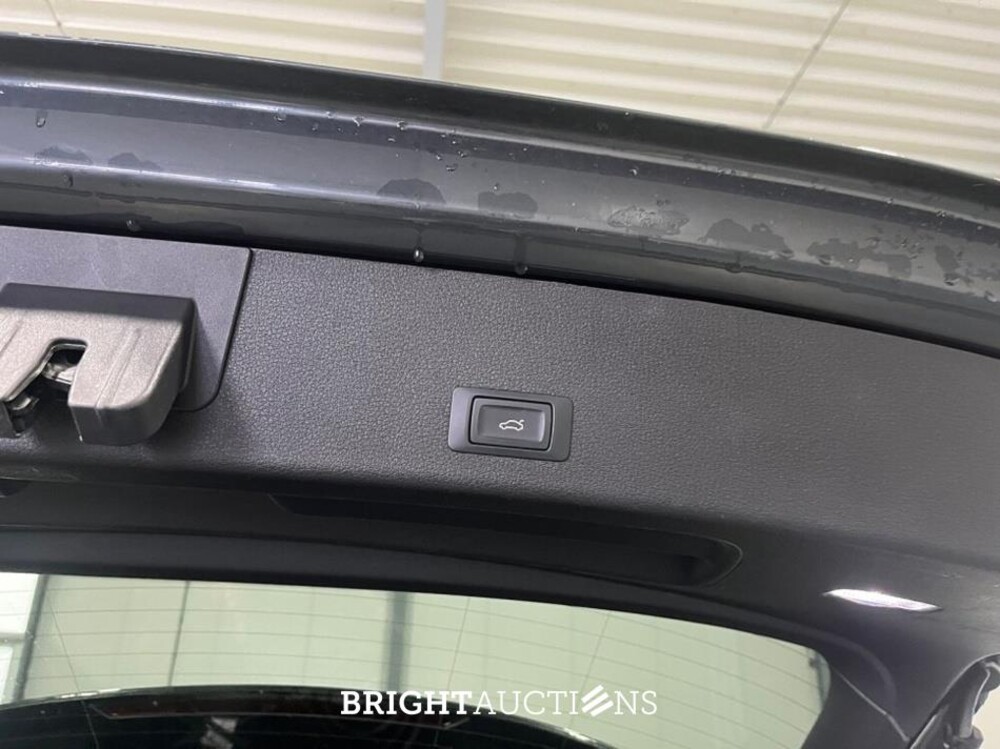 Audi e-tron 50 e-tron Launch edition Quattro 71 kWh 313pk 2020 (Origineel-NL), K-121-HT