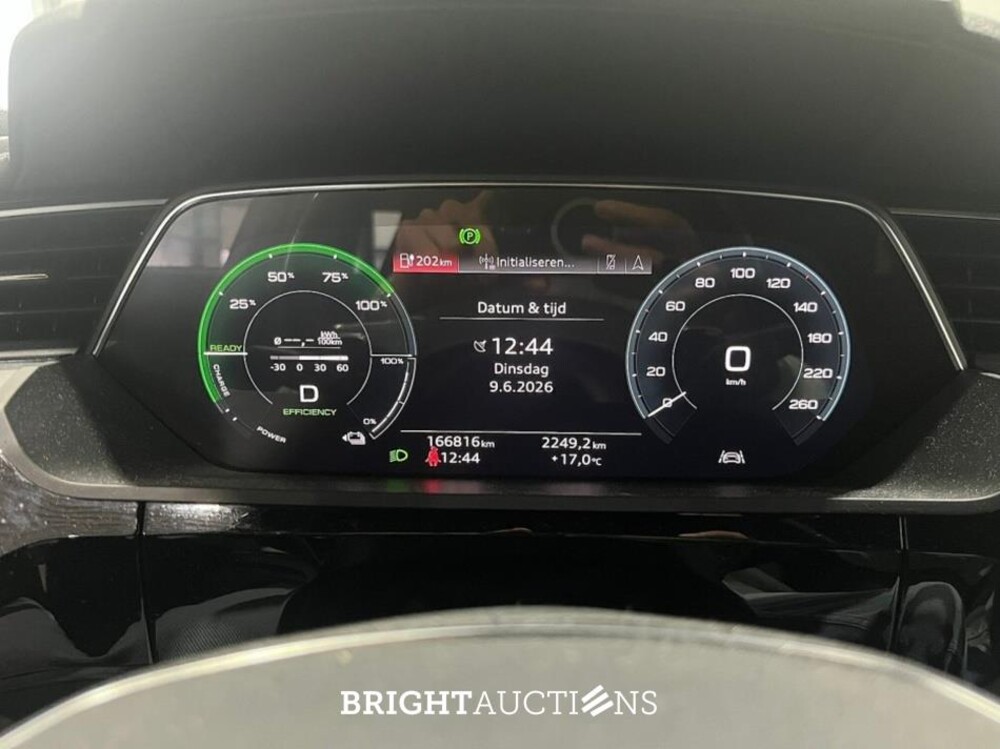 Audi e-tron 50 e-tron Launch edition Quattro 71 kWh 313pk 2020 (Origineel-NL), K-121-HT