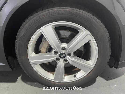 Audi e-tron 50 e-tron Launch edition Quattro 71 kWh 313pk 2020 (Origineel-NL), K-121-HT