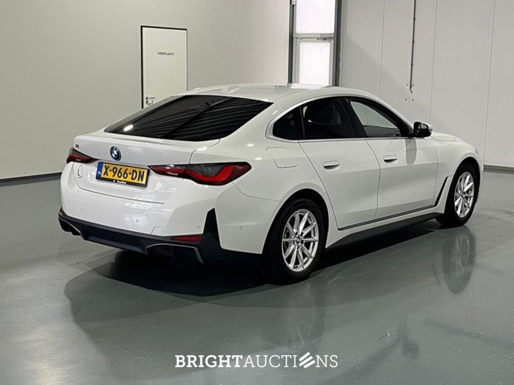 BMW i4 eDrive40 High Executive 84 kWh 340pk 2023 (Origineel-NL), X-966-DN