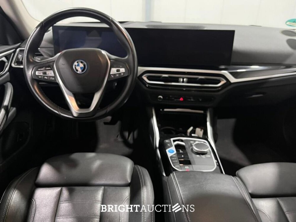 BMW i4 eDrive40 High Executive 84 kWh 340pk 2023 (Origineel-NL), X-966-DN