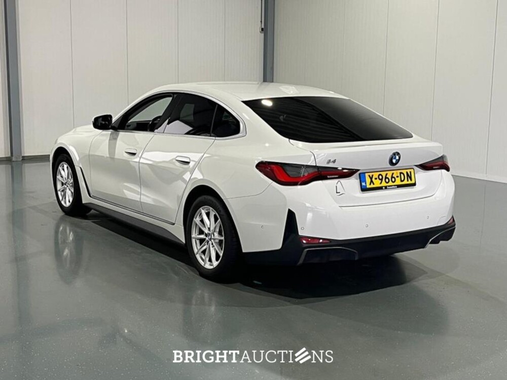 BMW i4 eDrive40 High Executive 84 kWh 340pk 2023 (Origineel-NL), X-966-DN