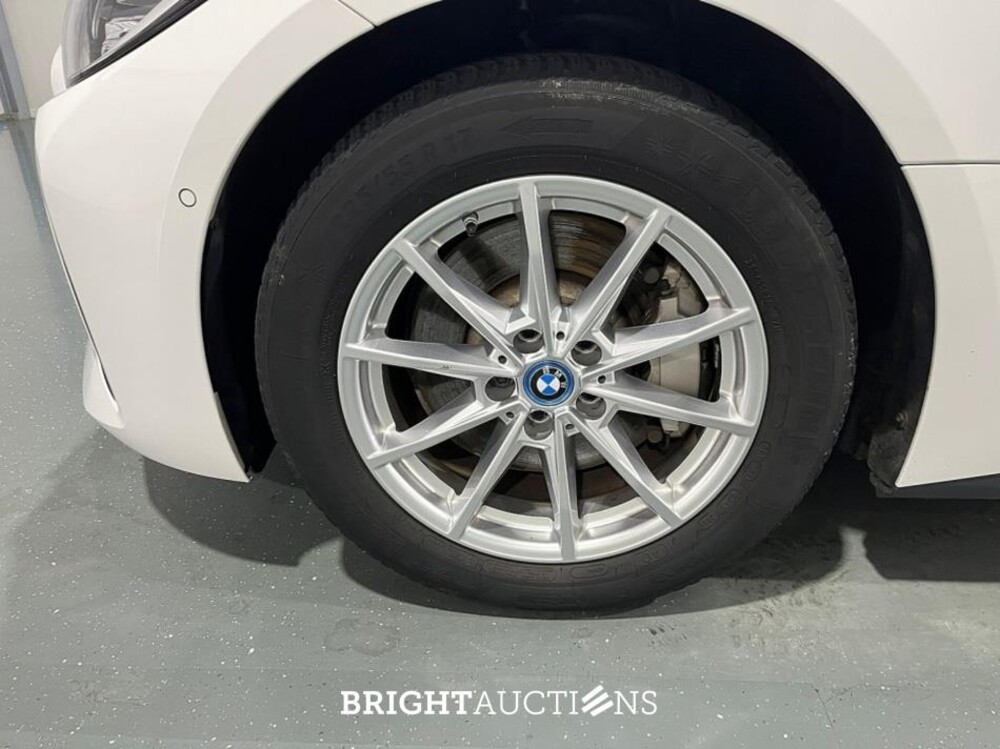 BMW i4 eDrive40 High Executive 84 kWh 340pk 2023 (Origineel-NL), X-966-DN