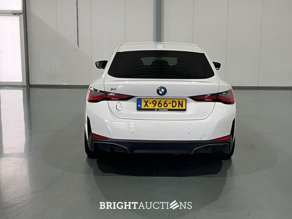 BMW i4 eDrive40 High Executive 84 kWh 340pk 2023 (Origineel-NL), X-966-DN