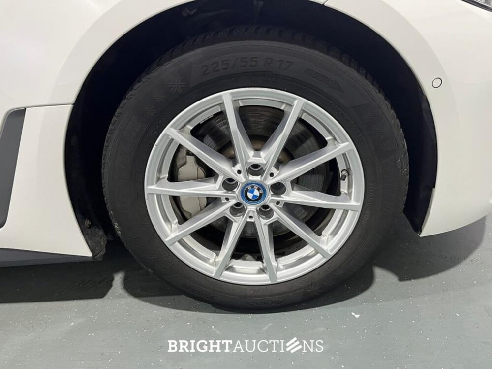 BMW i4 eDrive40 High Executive 84 kWh 340pk 2023 (Origineel-NL), X-966-DN