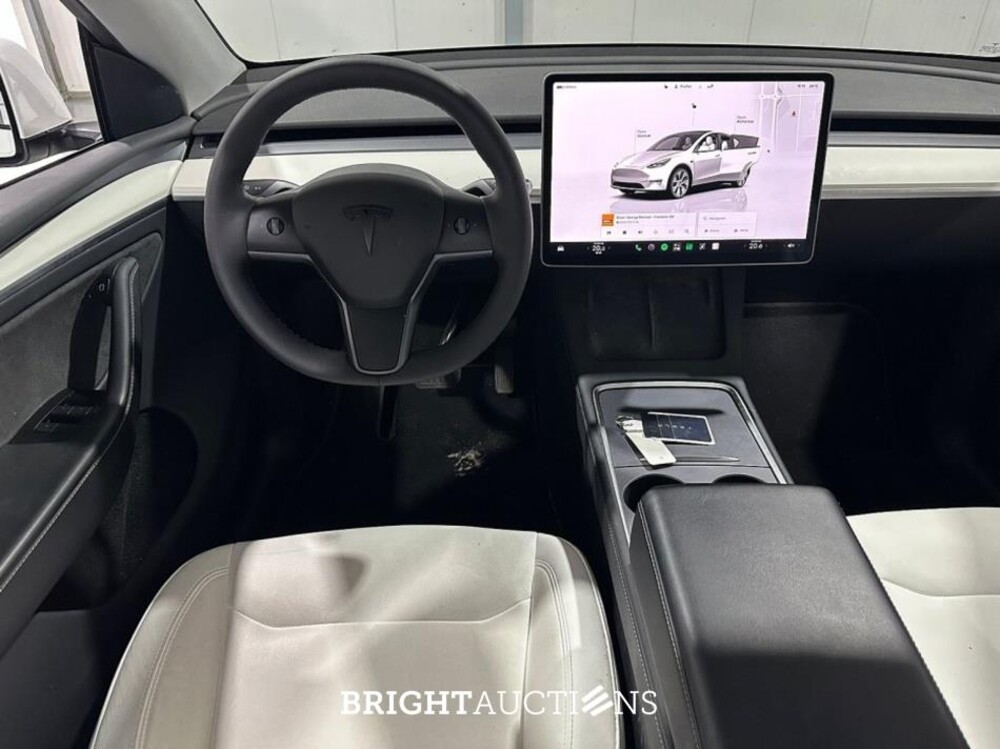 Tesla Model Y Long Range AWD 75 kWh 351pk 2023 (Origineel-NL), S-396-PJ