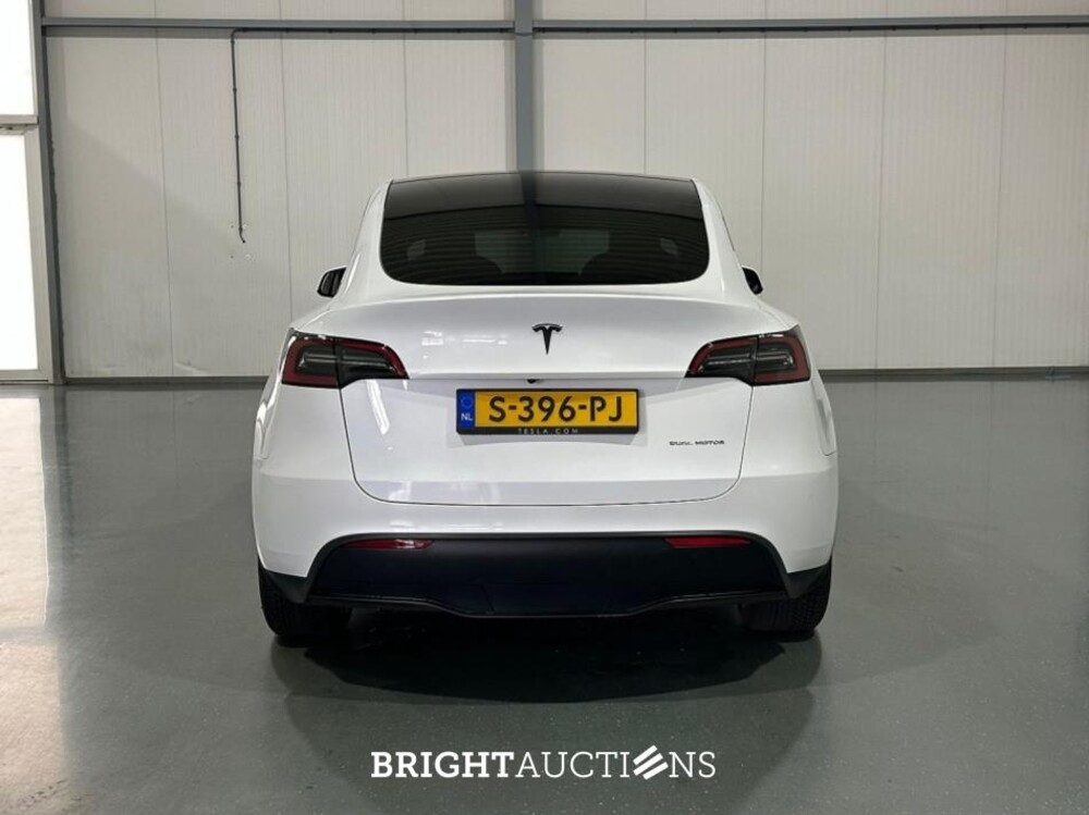 Tesla Model Y Long Range AWD 75 kWh 351pk 2023 (Origineel-NL), S-396-PJ