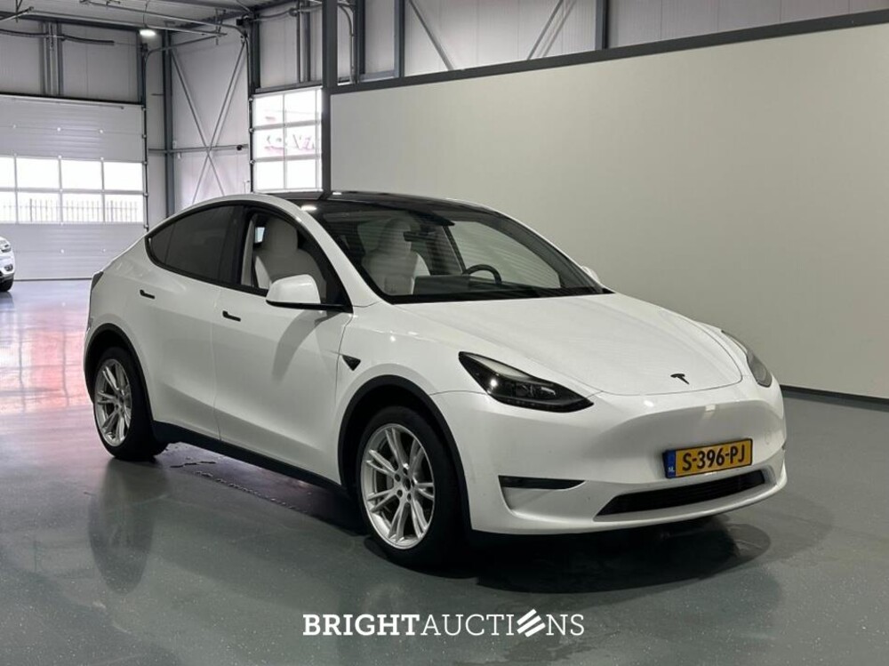 Tesla Model Y Long Range AWD 75 kWh 351pk 2023 (Origineel-NL), S-396-PJ