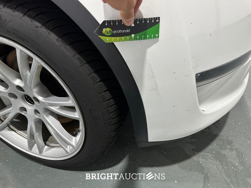 Tesla Model Y Long Range AWD 75 kWh 351pk 2023 (Origineel-NL), S-396-PJ