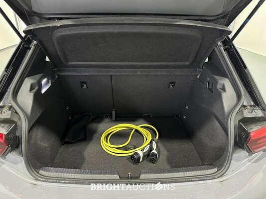 Volkswagen ID.3 45 kWh 150pk 2021 (Origineel-NL), N-272-BL