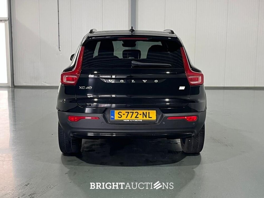 Volvo XC40 Recharge Core 231pk 2023 (Origineel-NL), S-772-NL