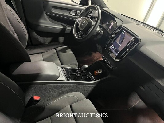 Volvo XC40 Recharge Core 231pk 2023 (Origineel-NL), S-772-NL