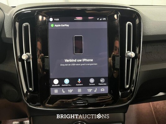 Volvo XC40 Recharge Core 231pk 2023 (Origineel-NL), S-772-NL