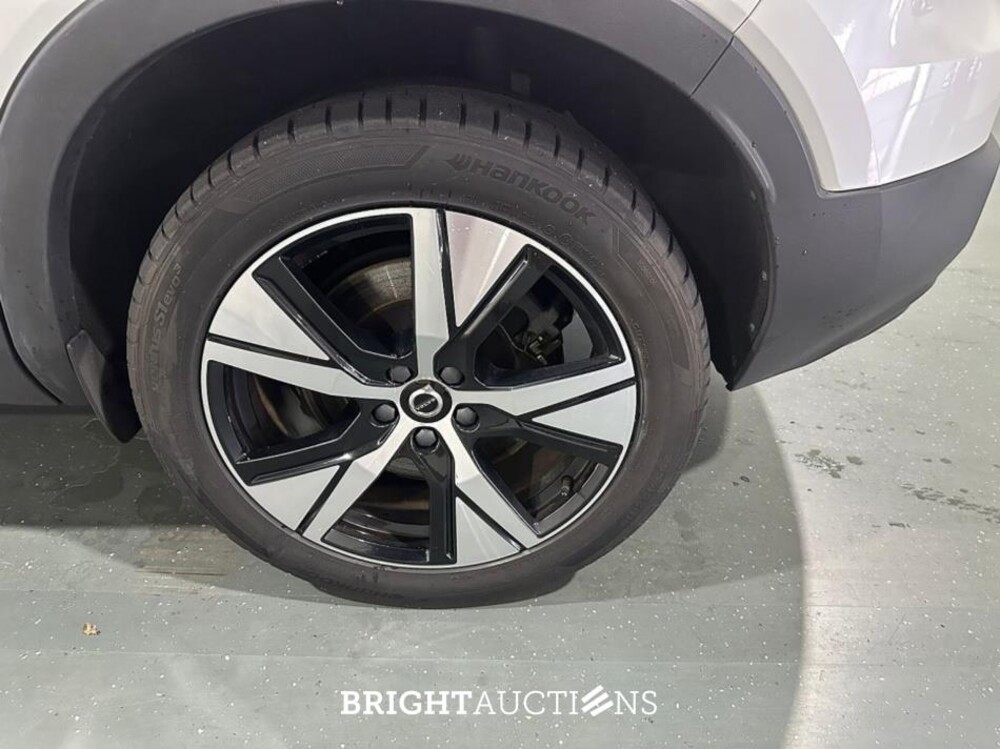 Volvo XC40 Recharge P8 R-Design AWD 408pk 2021 (Origineel-NL), L-493-DN