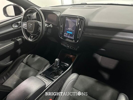 Volvo XC40 Recharge P8 R-Design AWD 408pk 2021 (Origineel-NL), L-493-DN