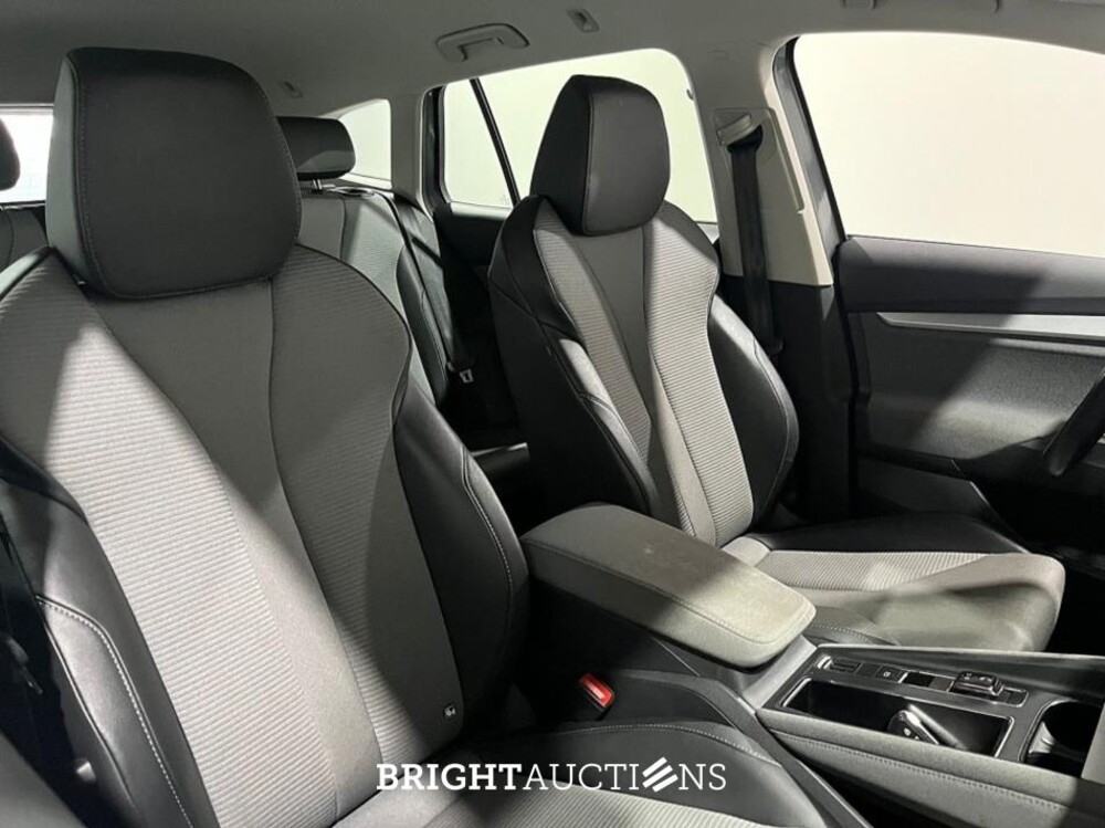Škoda Enyaq 204pk 2023 (Origineel-NL), T-389-KK