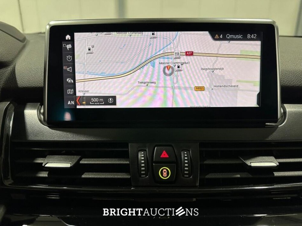 BMW 218i Active Tourer Executive Edition 140pk 2020 (Origineel-NL) 2-Serie, J-073-KL