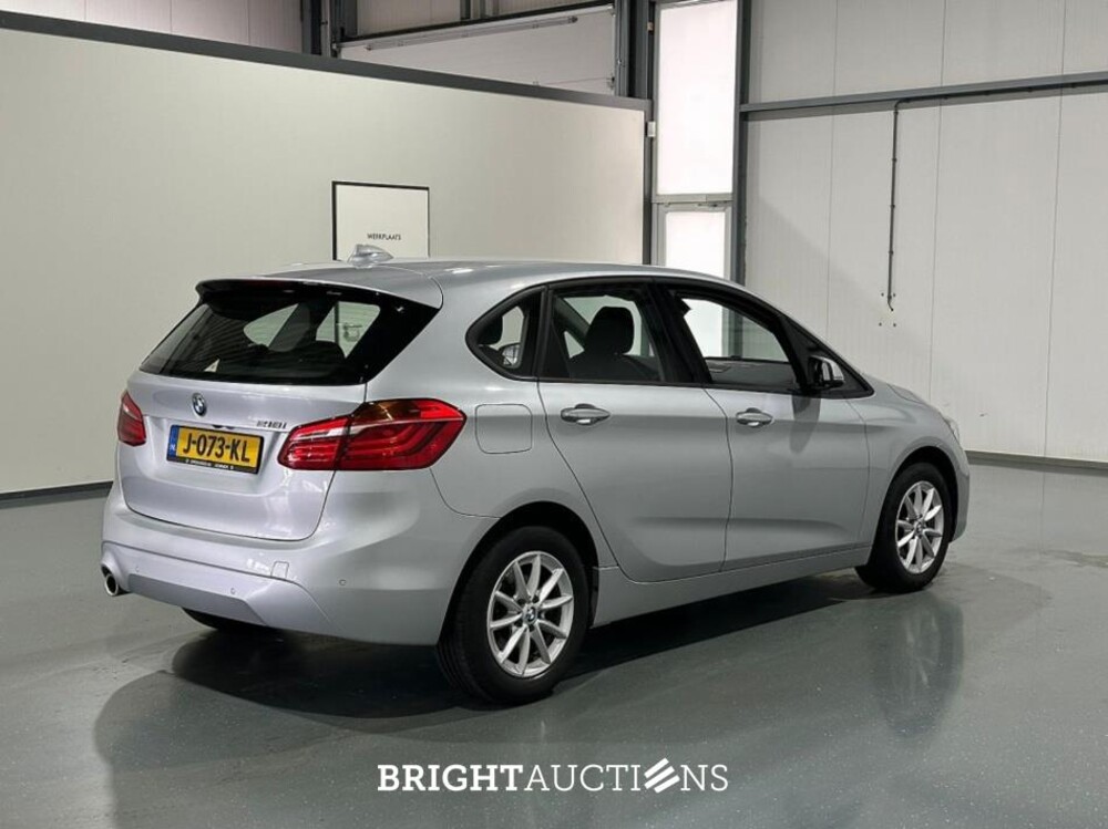 BMW 218i Active Tourer Executive Edition 140pk 2020 (Origineel-NL) 2-Serie, J-073-KL