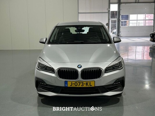 BMW 218i Active Tourer Executive Edition 140pk 2020 (Origineel-NL) 2-Serie, J-073-KL