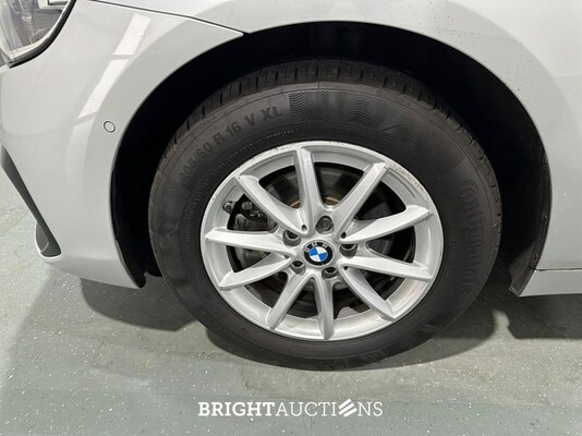 BMW 218i Active Tourer Executive Edition 140pk 2020 (Origineel-NL) 2-Serie, J-073-KL
