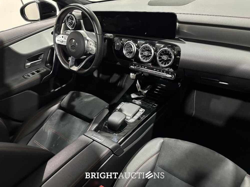 Mercedes-Benz CLA250 Shooting Brake e Business Solution AMG Limited 262pk 2022 (Origineel-NL) CLA-Klasse, R-629-BS