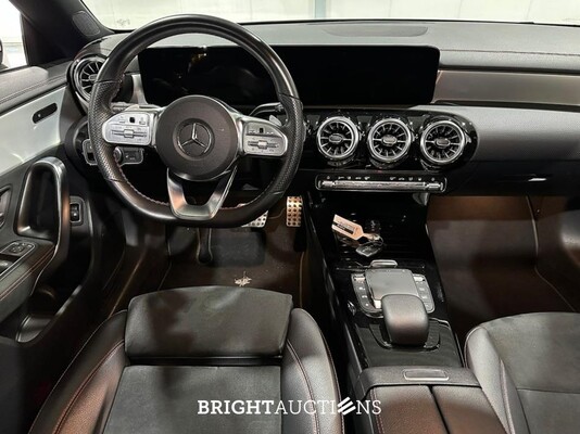 Mercedes-Benz CLA250 Shooting Brake e Business Solution AMG Limited 262pk 2022 (Origineel-NL) CLA-Klasse, R-629-BS