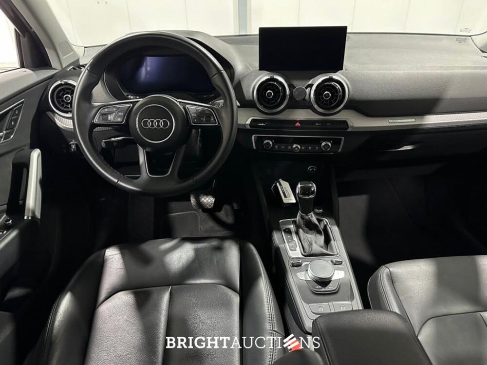 Audi Q2 35 Business Edition TFSI 150pk 2021 (Origineel-NL), L-391-GP