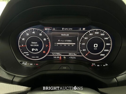 Audi Q2 35 Business Edition TFSI 150pk 2021 (Origineel-NL), L-391-GP