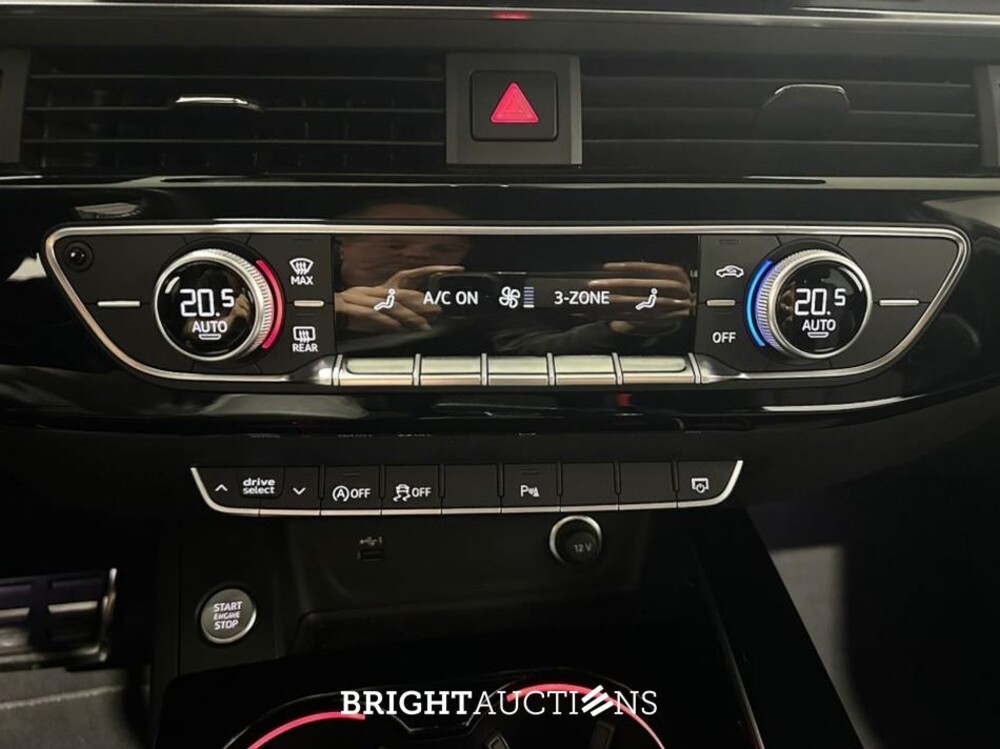 Audi A4 Avant 35 S edition Competition TFSI 150pk 2022 (Origineel-NL), N-356-SJ