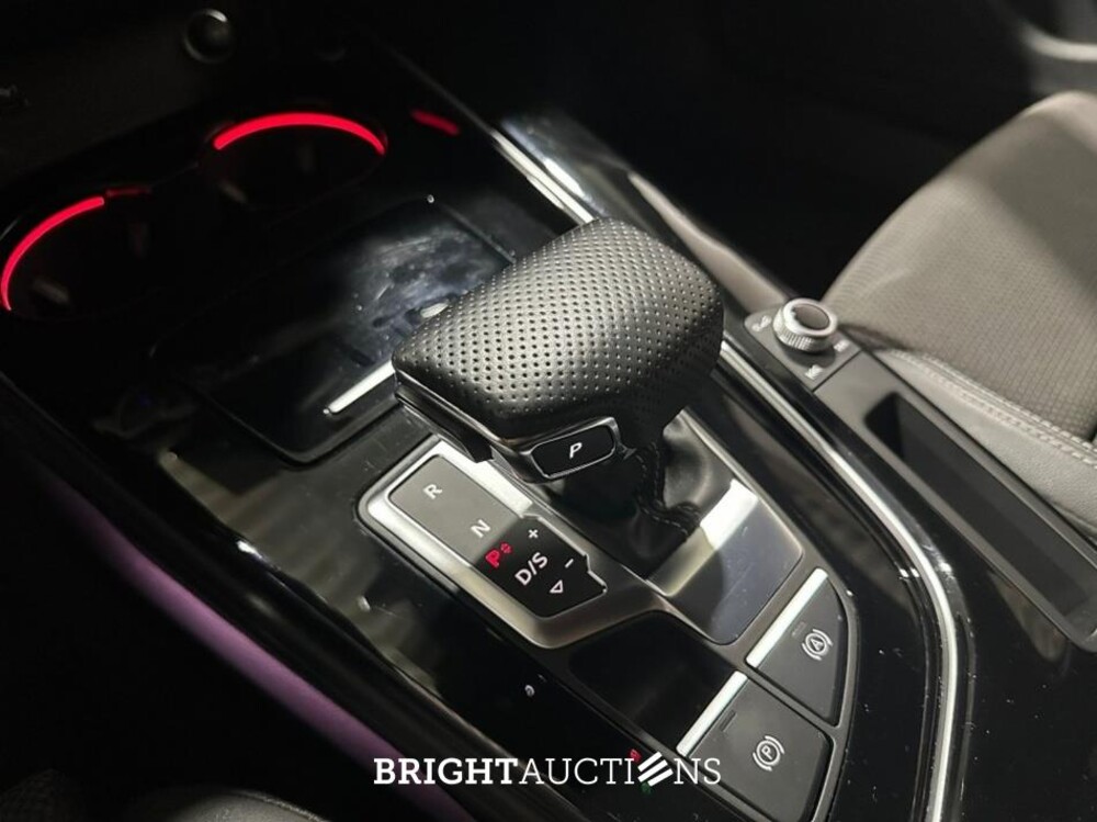 Audi A4 Avant 35 S edition Competition TFSI 150pk 2022 (Origineel-NL), N-356-SJ