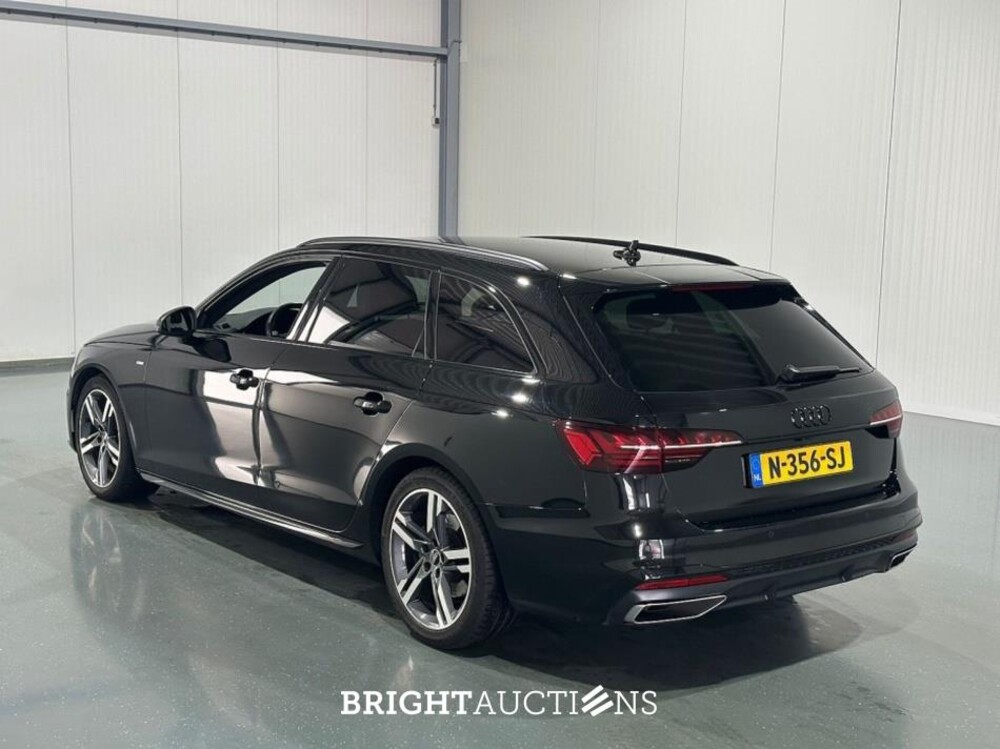 Audi A4 Avant 35 S edition Competition TFSI 150pk 2022 (Origineel-NL), N-356-SJ