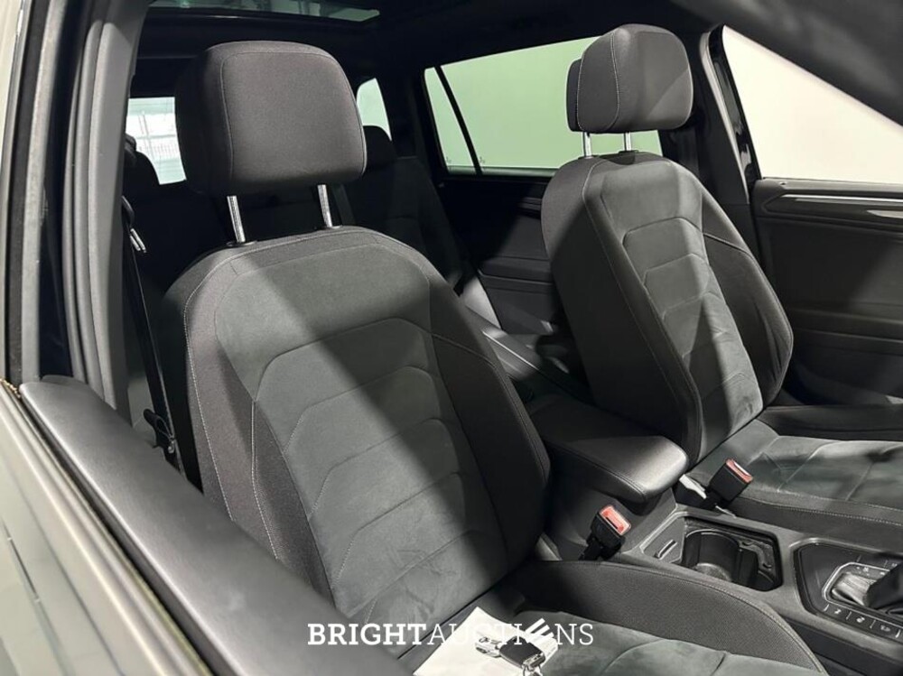 Volkswagen Tiguan Allspace Highline Business R 7p 1.5 TSI 150pk 2021 (Origineel-NL), L-383-GP