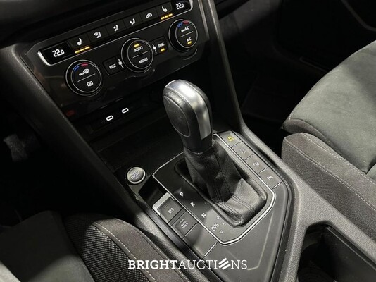 Volkswagen Tiguan Allspace Highline Business R 7p 1.5 TSI 150pk 2021 (Origineel-NL), L-383-GP