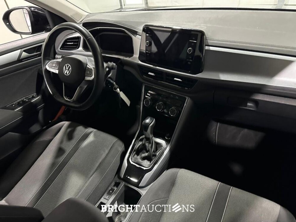 Volkswagen T-Roc Life 1.5 TSI 150pk 2022 (Origineel-NL), P-108-SK