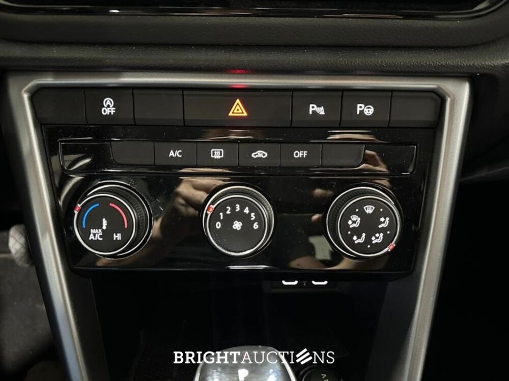 Volkswagen T-Roc Life 1.5 TSI 150pk 2022 (Origineel-NL), P-108-SK