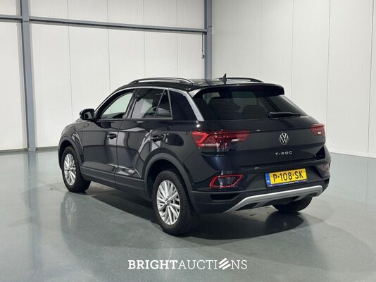Volkswagen T-Roc Life 1.5 TSI 150pk 2022 (Origineel-NL), P-108-SK