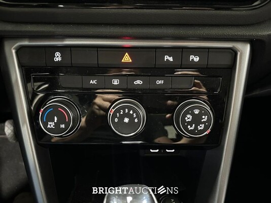 Volkswagen T-Roc Life 1.5 TSI 150pk 2022 (Origineel-NL), P-108-SK
