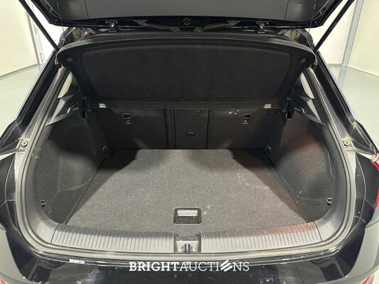 Volkswagen T-Roc Life 1.5 TSI 150pk 2022 (Origineel-NL), P-108-SK