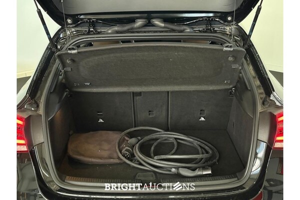 Mercedes-Benz A250 e BusinesS-Line 262pk 2022 (Origineel-NL) A-klasse, R-919-RL
