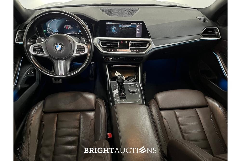 BMW 320e Business Edition Plus 276pk 2021 (Origineel-NL) 3-Serie, L-175-GJ