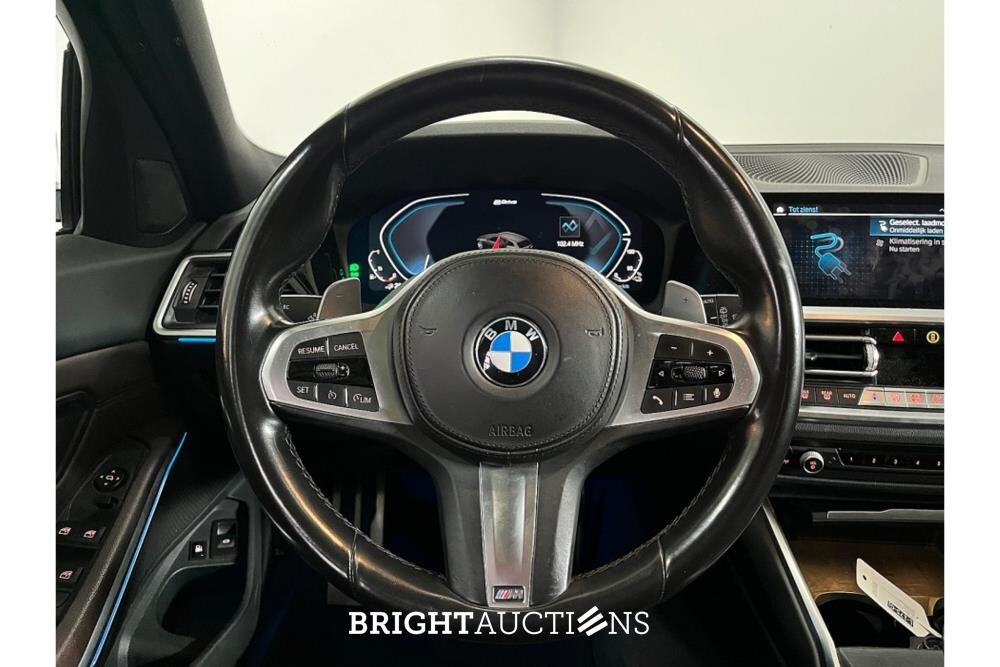 BMW 320e Business Edition Plus 276pk 2021 (Origineel-NL) 3-Serie, L-175-GJ