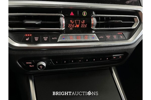 BMW 320e Business Edition Plus 276pk 2021 (Origineel-NL) 3-Serie, L-175-GJ