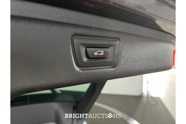 BMW 320e Business Edition Plus 276pk 2021 (Origineel-NL) 3-Serie, L-175-GJ