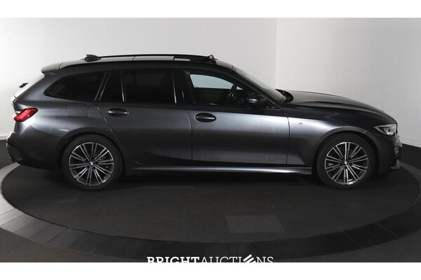 BMW 320e Business Edition Plus 276pk 2021 (Origineel-NL) 3-Serie, L-175-GJ