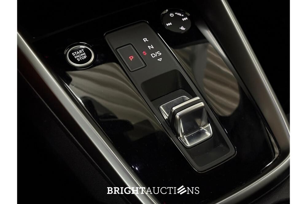 Audi A3 Limousine 30 S edition TFSI 110pk 2022 (Origineel-NL), P-816-HS