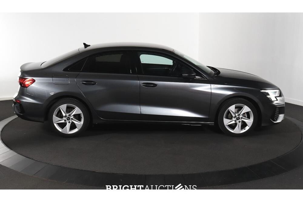 Audi A3 Limousine 30 S edition TFSI 110pk 2022 (Origineel-NL), P-816-HS