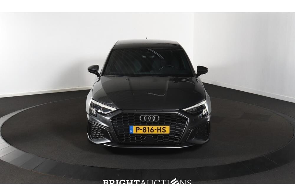 Audi A3 Limousine 30 S edition TFSI 110pk 2022 (Origineel-NL), P-816-HS