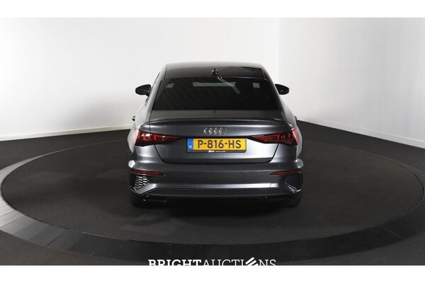 Audi A3 Limousine 30 S edition TFSI 110pk 2022 (Origineel-NL), P-816-HS