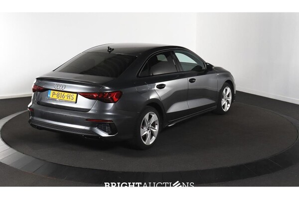 Audi A3 Limousine 30 S edition TFSI 110pk 2022 (Origineel-NL), P-816-HS